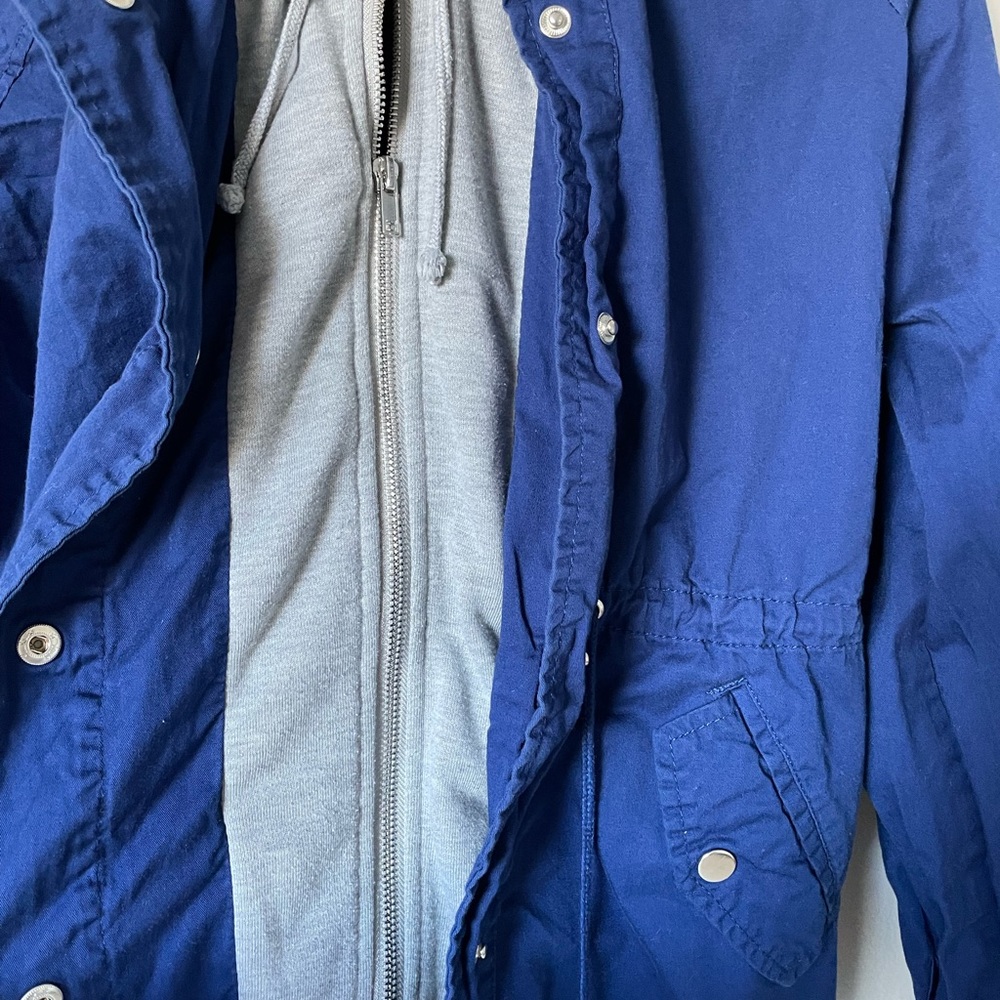 Navy Jacket 🧥 - Picture 4 of 7